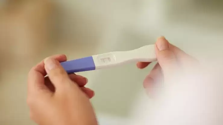 Gebelik Nasıl Anlaşılır? İlk Belirtiler ve Testin Doğru Zamanı